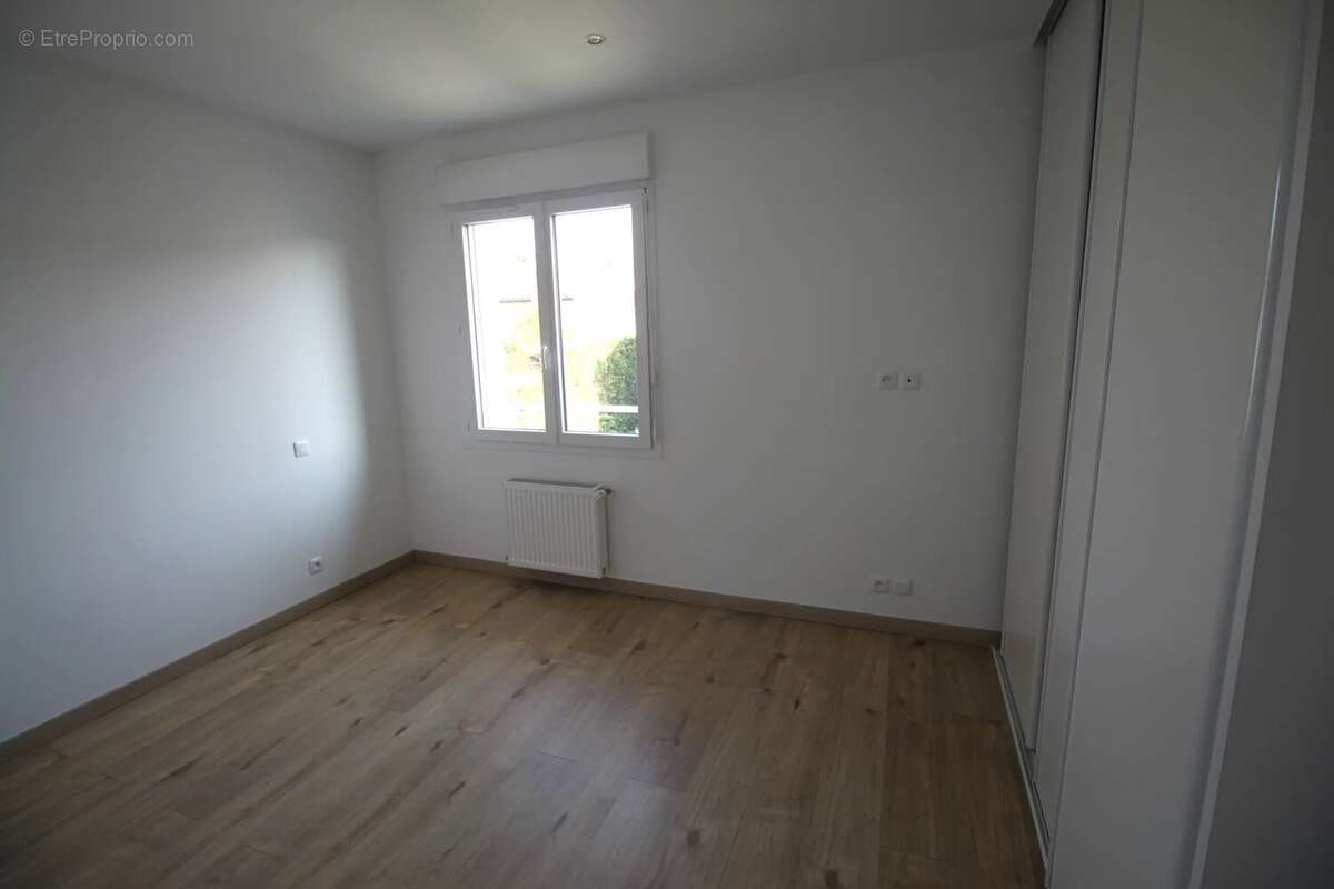 Maison à VILLENAVE-D'ORNON