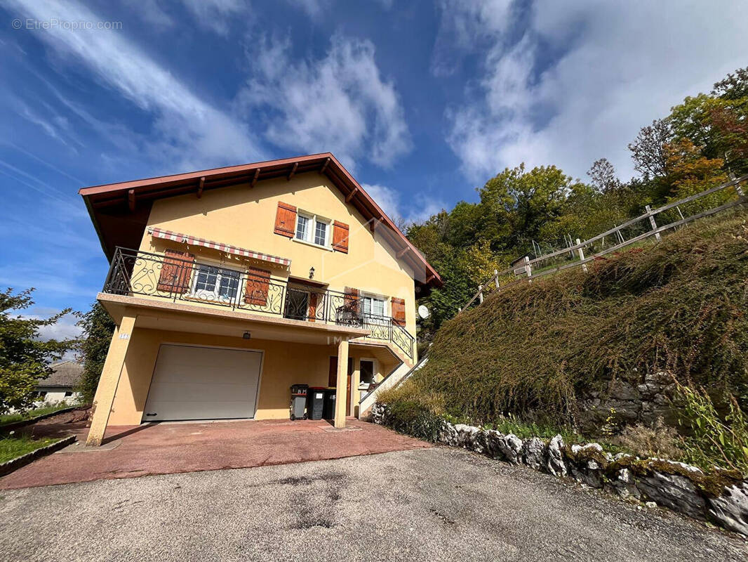 Maison à HAUTEVILLE-LOMPNES