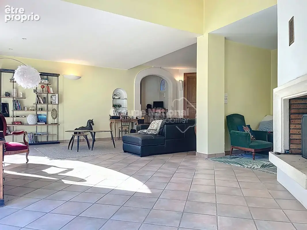 Maison Piolenc 190 m² sur terrain de 4528 m² arboré avec piscine - photo 8
