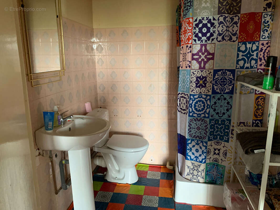 Maison à CHAMPAGNE-MOUTON