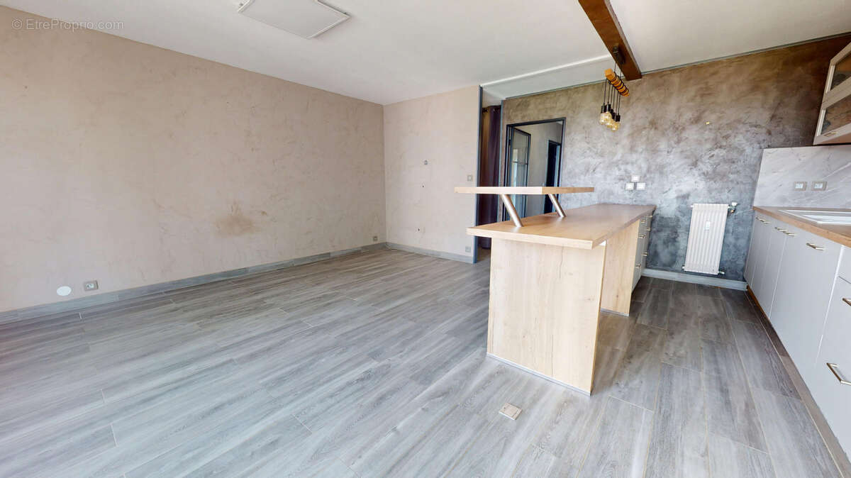 Appartement à LONGVIC