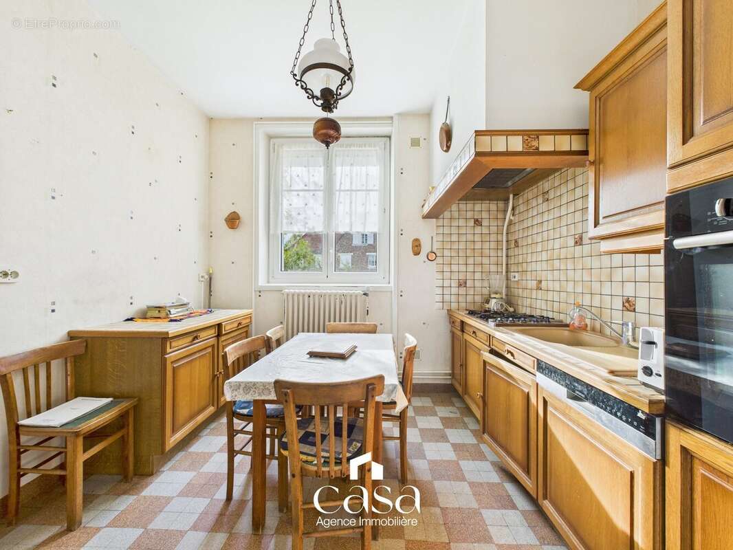 Maison à SAINT-MARTIN-DE-FONTENAY