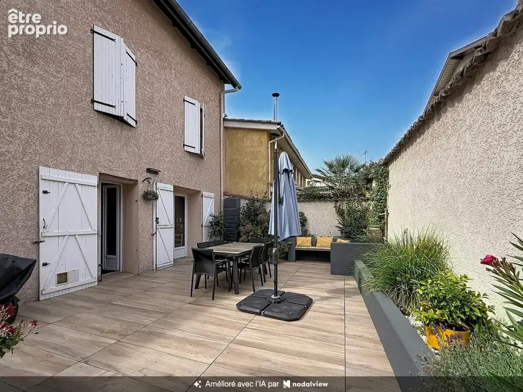 Maison 180 m² à Condrieu  - photo 2