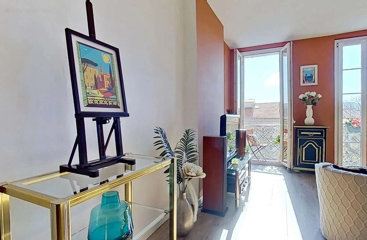 Appartement à HYERES