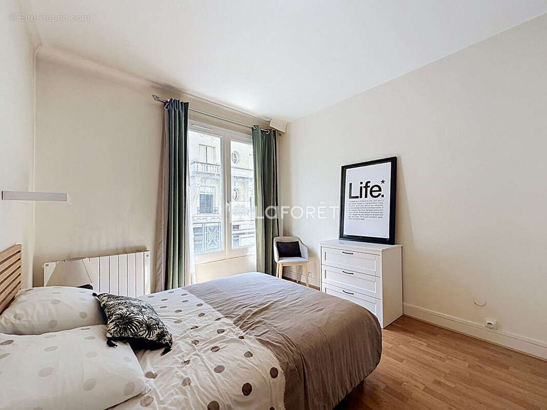 Appartement Paris 3 pièce(s) 73 m2 - photo 3