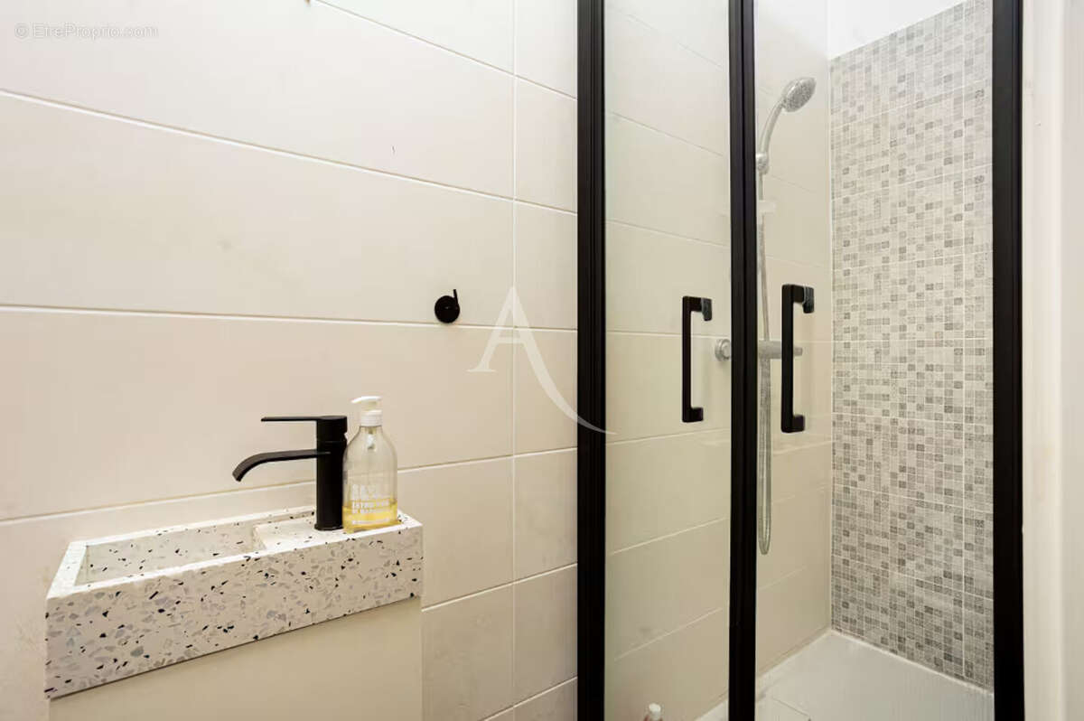 Appartement à SURESNES