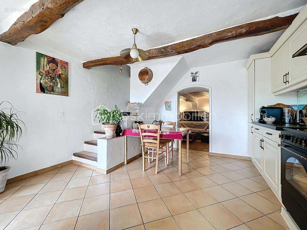 Maison à ROQUEFORT-LES-PINS