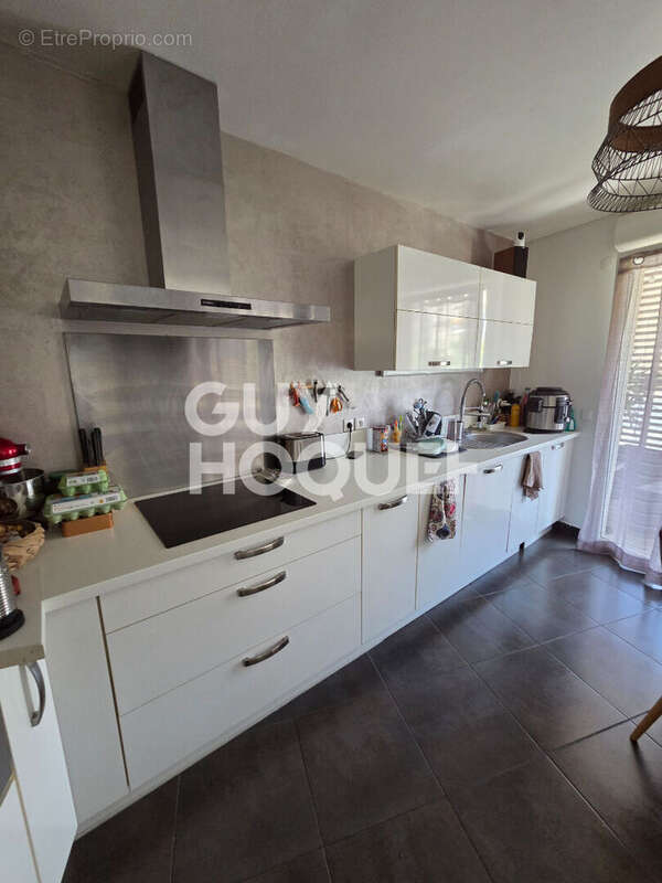 Appartement à SEPTEMES-LES-VALLONS