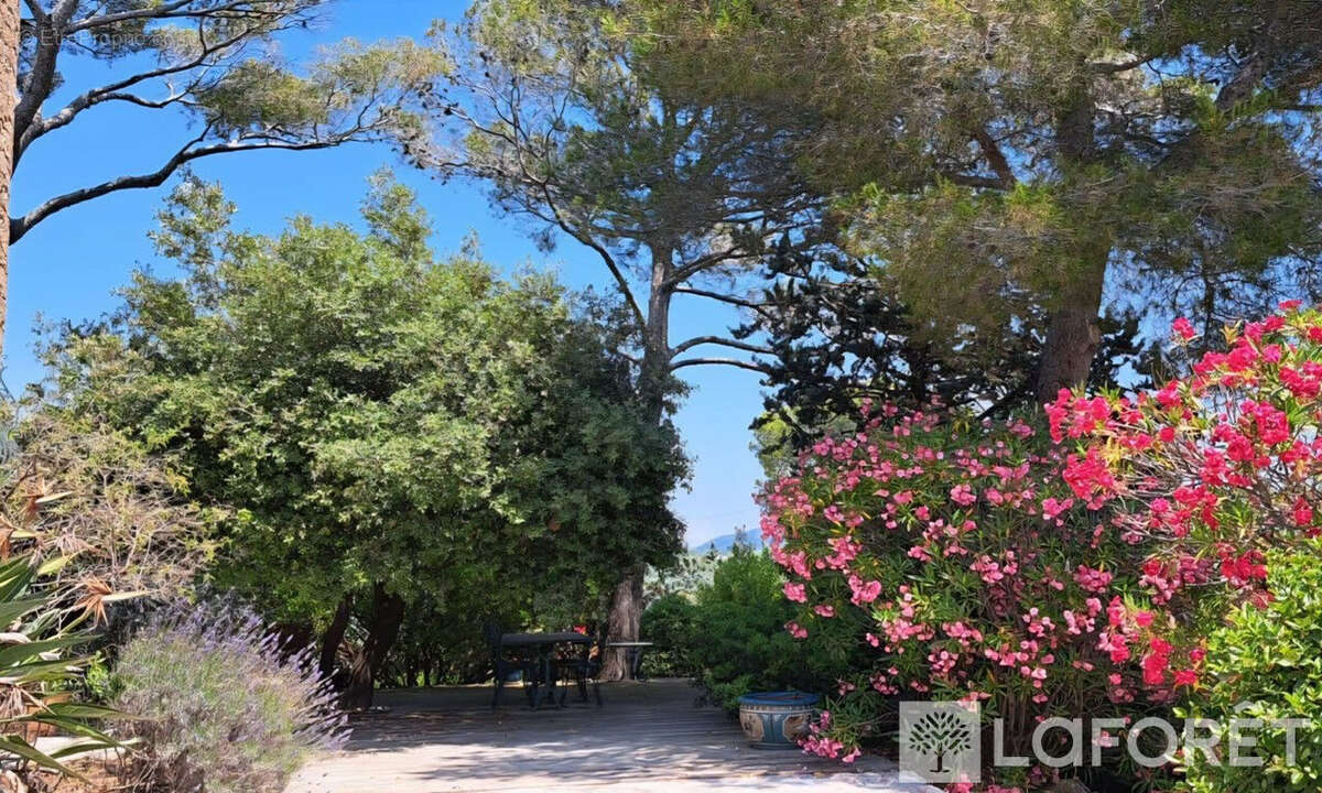 Maison à SAINT-RAPHAEL