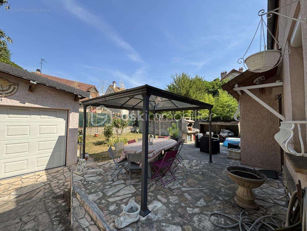 Maison individuelle de caractère – 130 m² – Savigny-sur-Orge (Quartier Cherchefeuilles) - photo 17