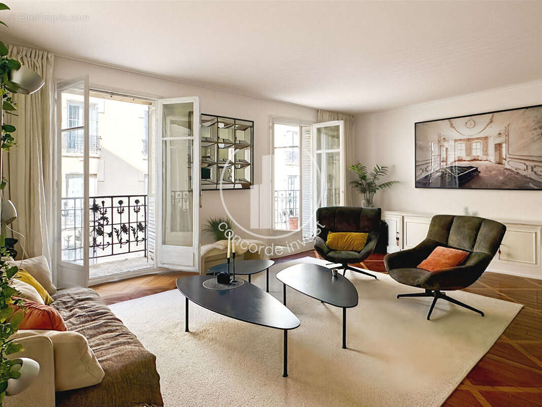 Appartement à CLICHY