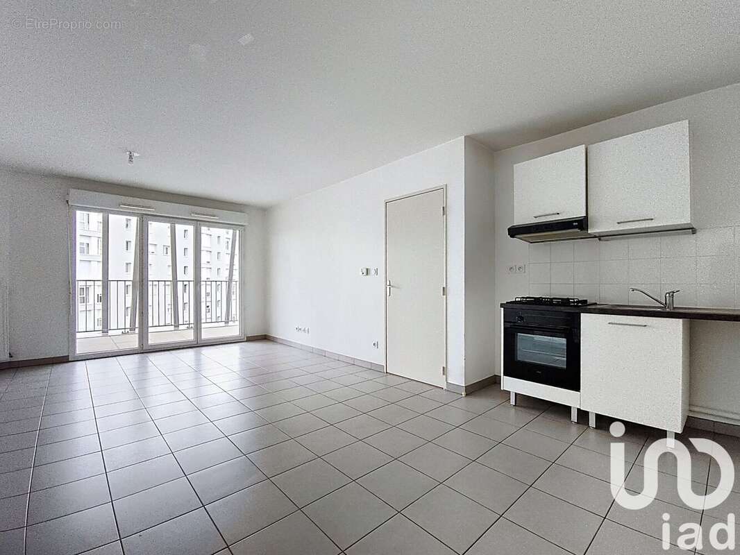 Photo 2 - Appartement à SAINT-PRIEST