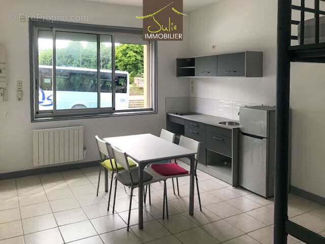 Immeuble de rapport à usage mixte   Bressuire (79300) - photo 4