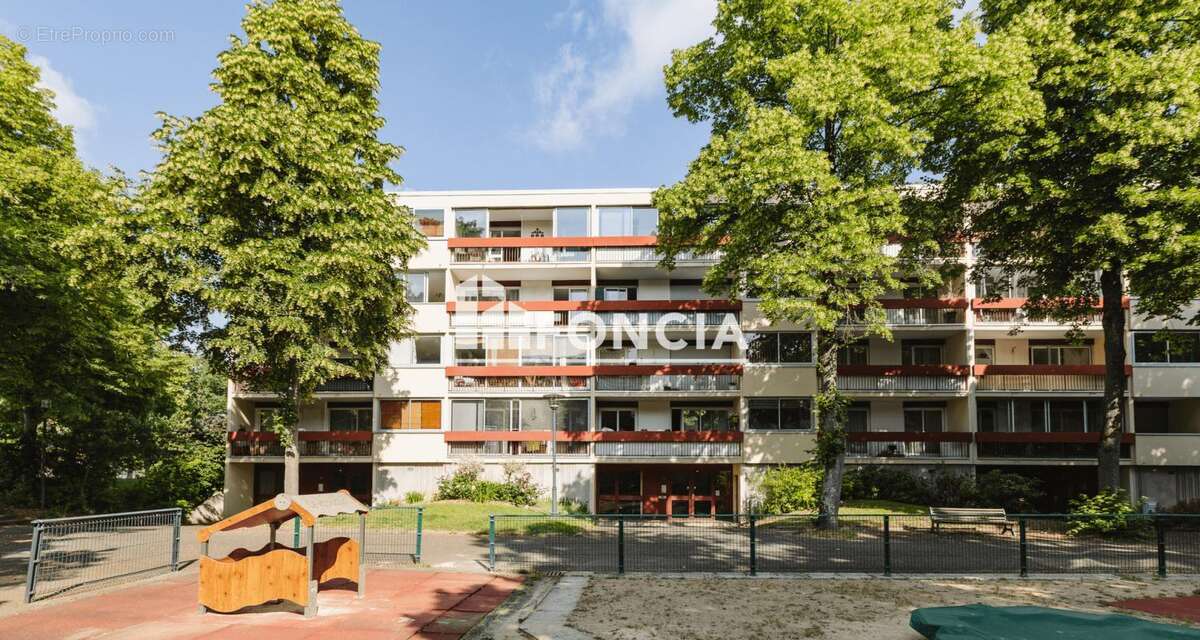 Appartement de type 3 avec une cave et un parking privatif - photo 9