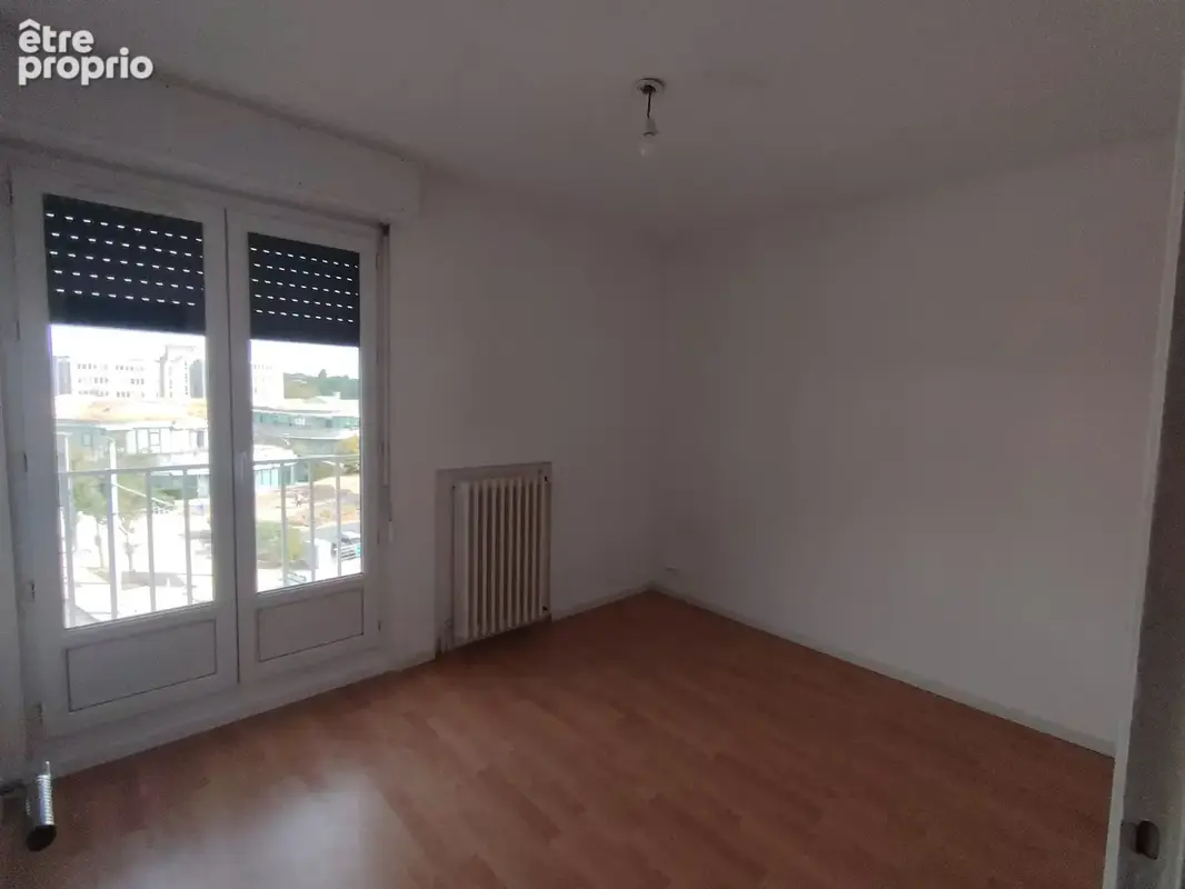 Appartement 69 m2    Dernier étage, proche tramway - photo 6