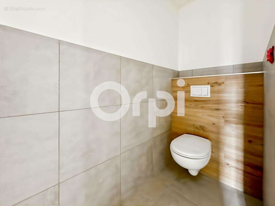Appartement avec balcon et piscine (LOT 12) - photo 9