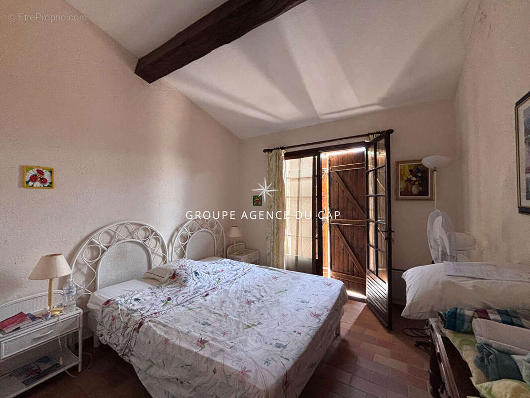 Maison à LES ISSAMBRES