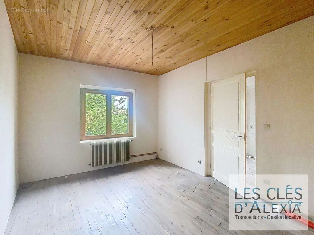 Maison à CHASSE-SUR-RHONE