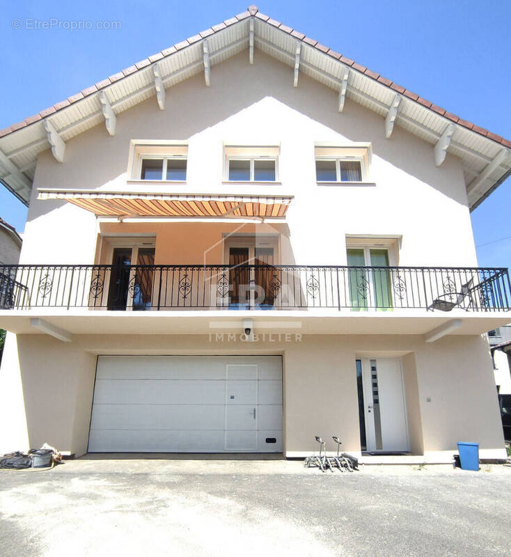 Maison à VALS-PRES-LE-PUY