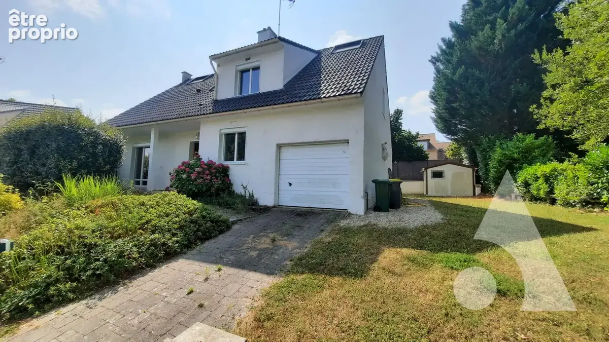 Maison à CHEVREUSE