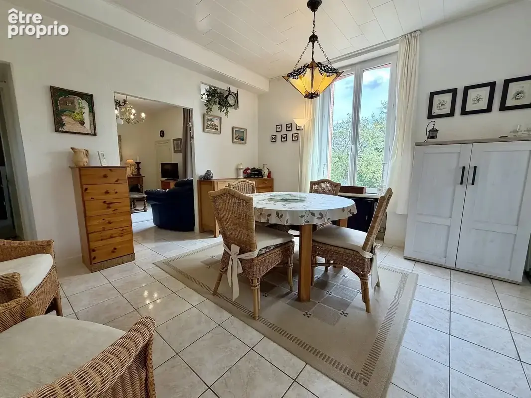 Maison d'habitation avec grand jardin à vendre près de Dommartin - photo 3
