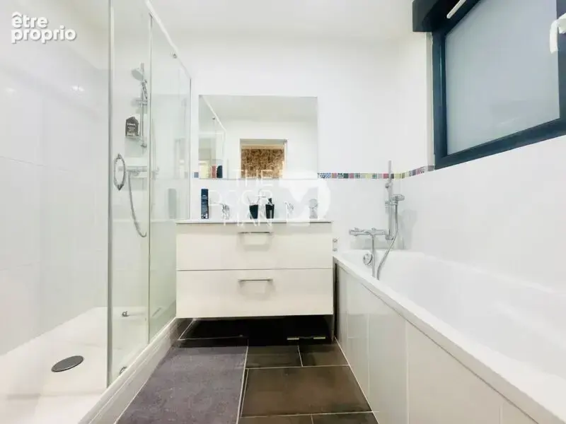 Maison 53000 - photo 11