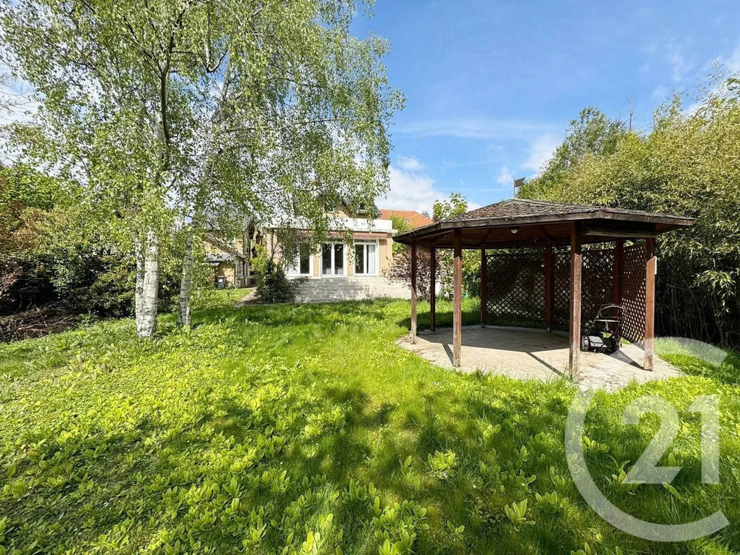 Maison à SAINT-MAUR-DES-FOSSES