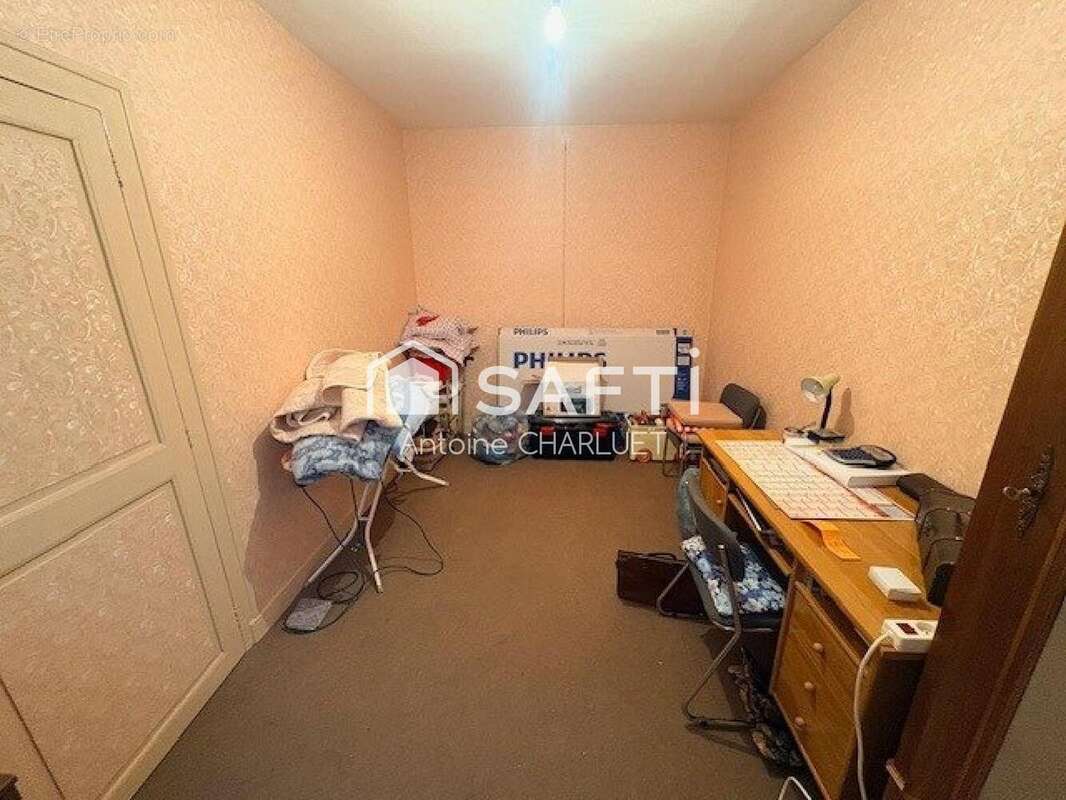 Maison 80 m² à Saint-Genou  - photo 7