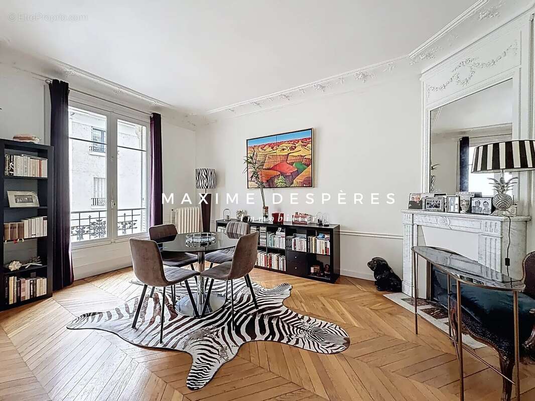 Appartement à NEUILLY-SUR-SEINE