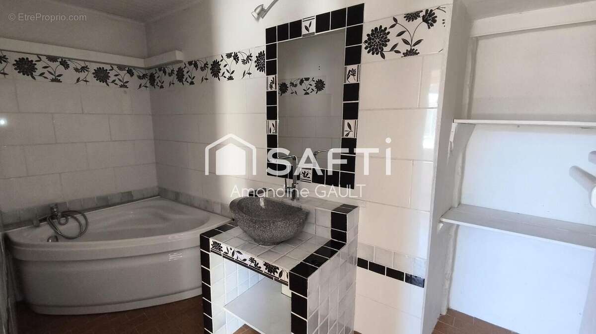 Photo 8 - Maison à SAINT-PRIVAT-DES-VIEUX
