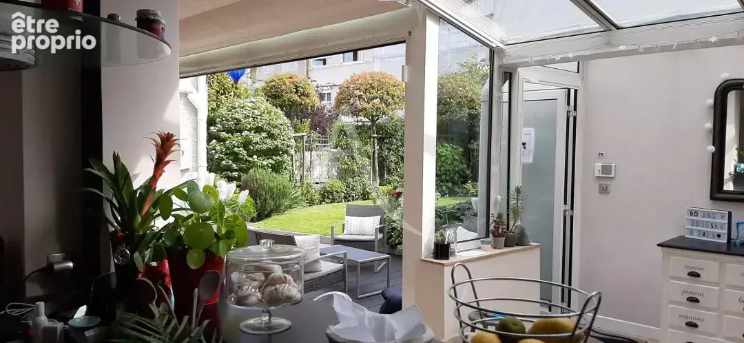Quartier République - Maison de charme rénovée avec jardin plein Sud - Emplacement recherché - photo 13