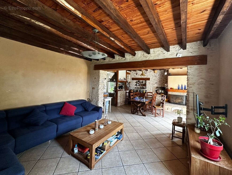 Maison à VILLIERS-SAINT-GEORGES