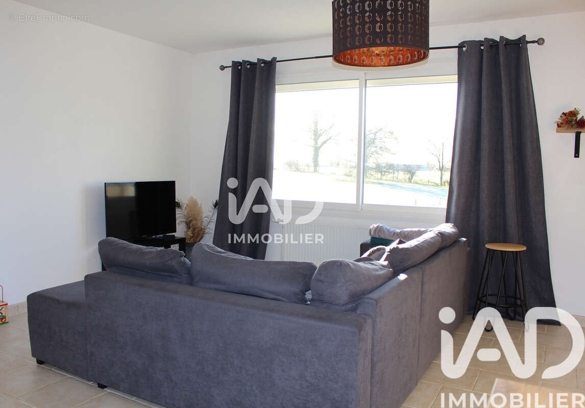 Photo 5 - Maison à SAINT-JEAN-SUR-ERVE