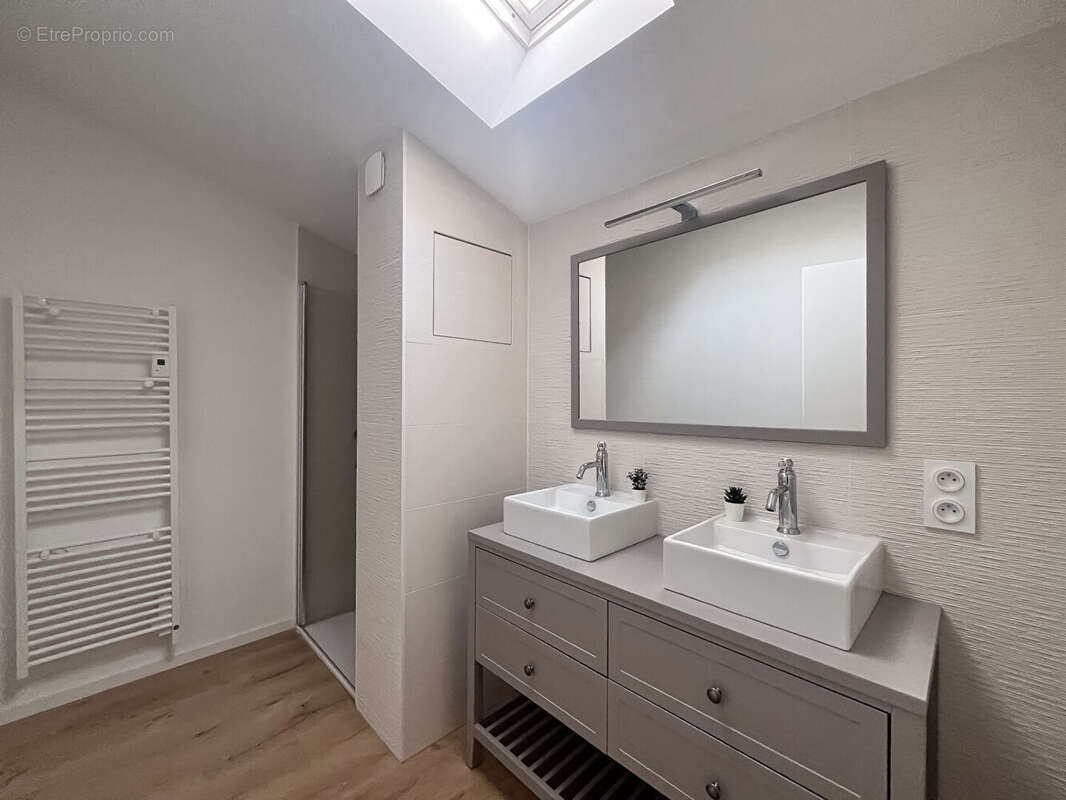 Maison à SAINTE-SOULLE