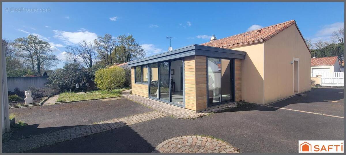 Photo 1 - Maison à CHALLANS