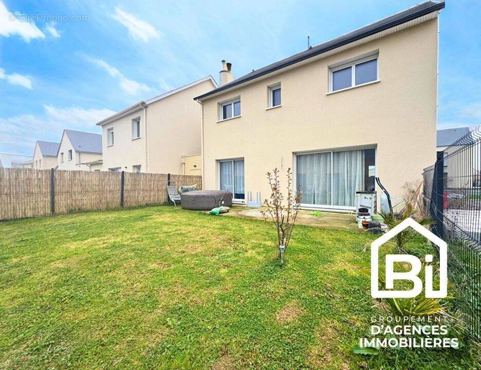 Maison à OUISTREHAM