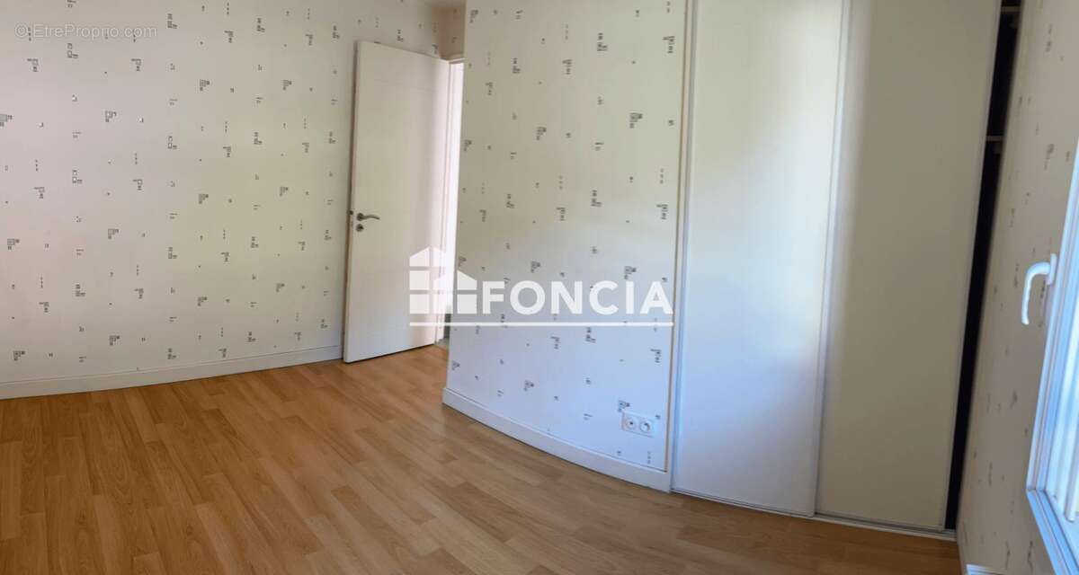 Appartement à CROLLES