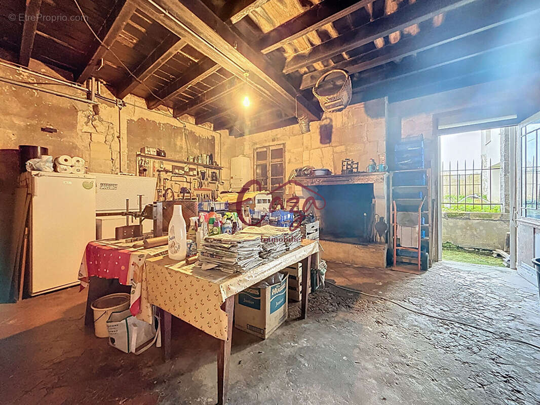 Maison à CAMBLANES-ET-MEYNAC