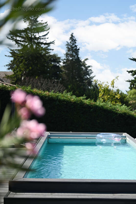 Maison à CHAMPAGNE-AU-MONT-D&#039;OR