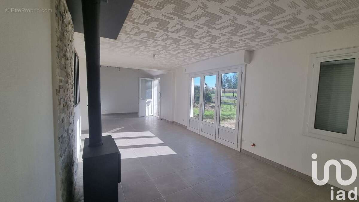 Photo 3 - Maison à LA CHAPELLE-SUR-AVEYRON