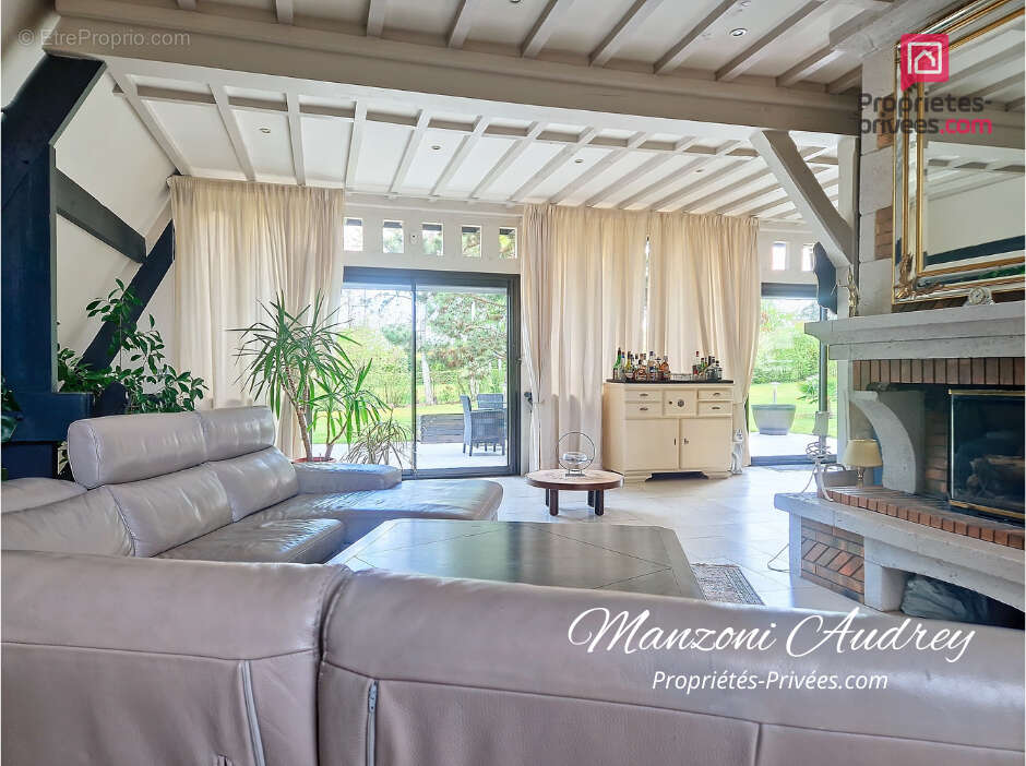 Maison 10300 Grange L'évêque 7 pièce(s) 220 m2 (250m² au sol) - photo 2