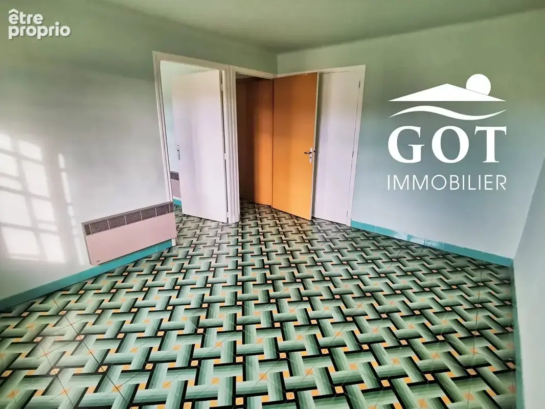 Maison à vendre à Saint Hippolyte avec dépendances, appartement T2 et grands garages, Fort potentiel  8 pièce(s) 276 m2 utiles - photo 13