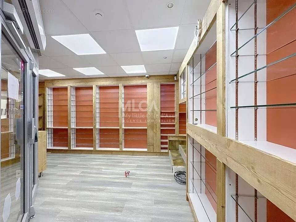 Commerce à SAINT-ETIENNE-DE-TINEE