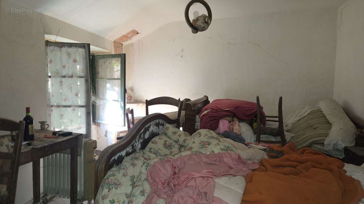 20260227111218 - Maison à SAINT-CYPRIEN