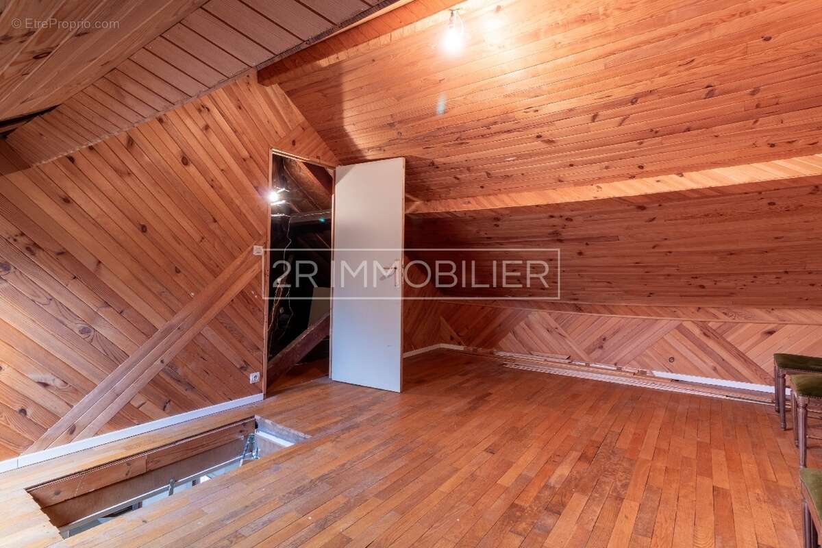 Maison à LIVRY-GARGAN