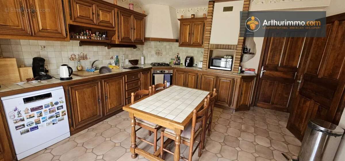 Maison à FOUGAX-ET-BARRINEUF