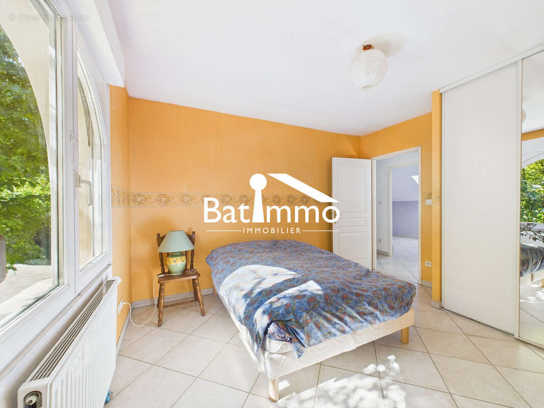 Maison à ARS-SUR-MOSELLE