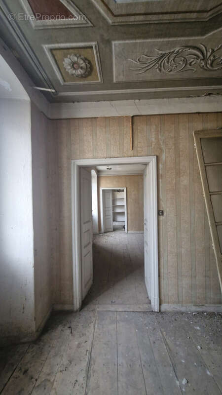 Appartement à CORTE