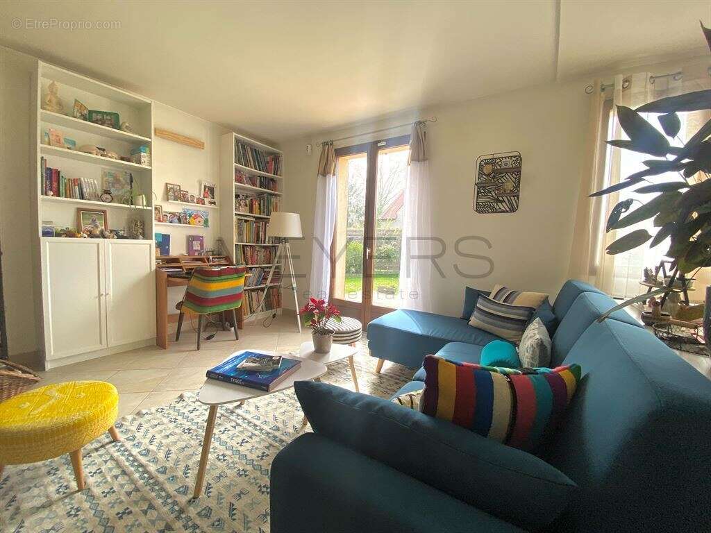 Maison à MONTFORT-L'AMAURY