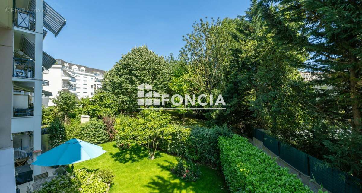 Appartement à FRESNES